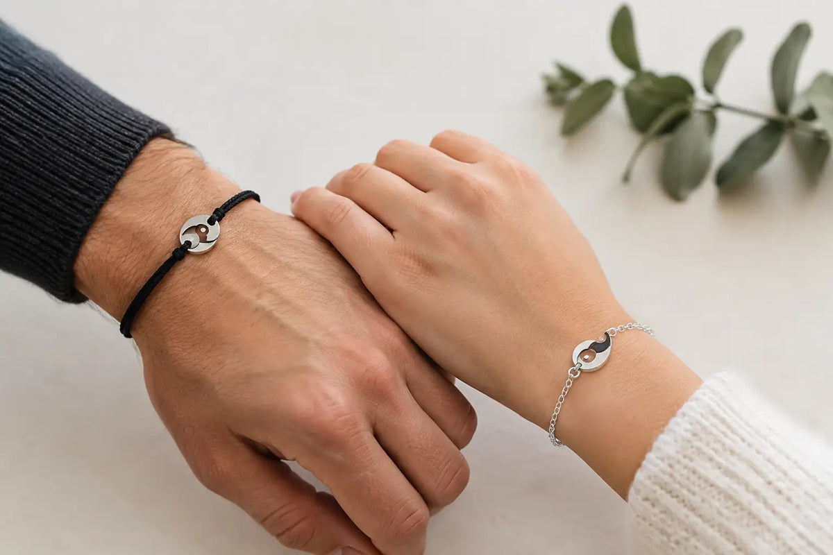 Guide to Symbolic Couple Jewelry That Means More