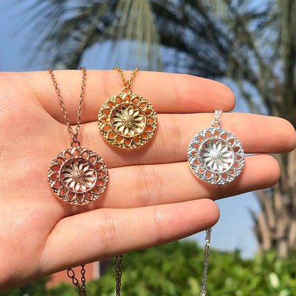 Round Sunflower Necklace for Women Boho Stainless Steele Round Pendant Choker Goth Vintage Women's Neck Chain Jewelry Gift 2021