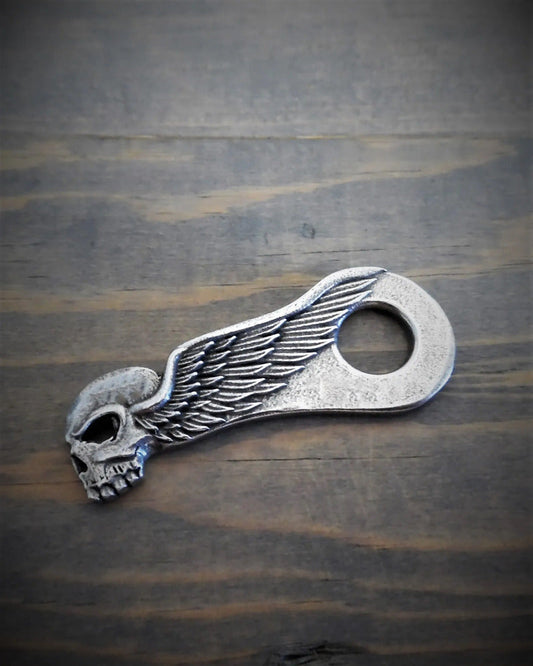 BBH-3 Skull Wing Bell Hanger